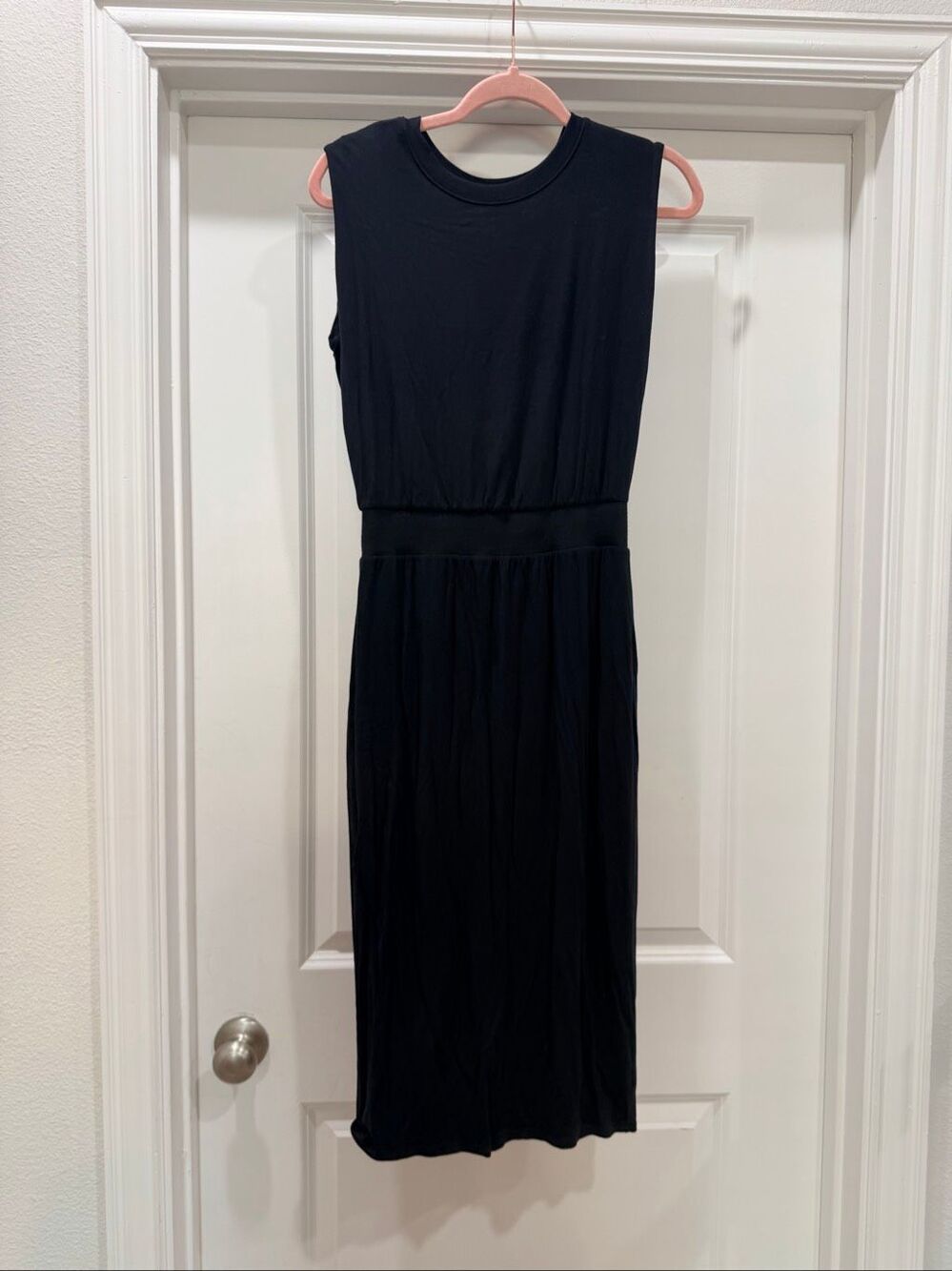 Athleta Black Sleeveless Casual Travel Midi Dress Activewear Pockets Size XS